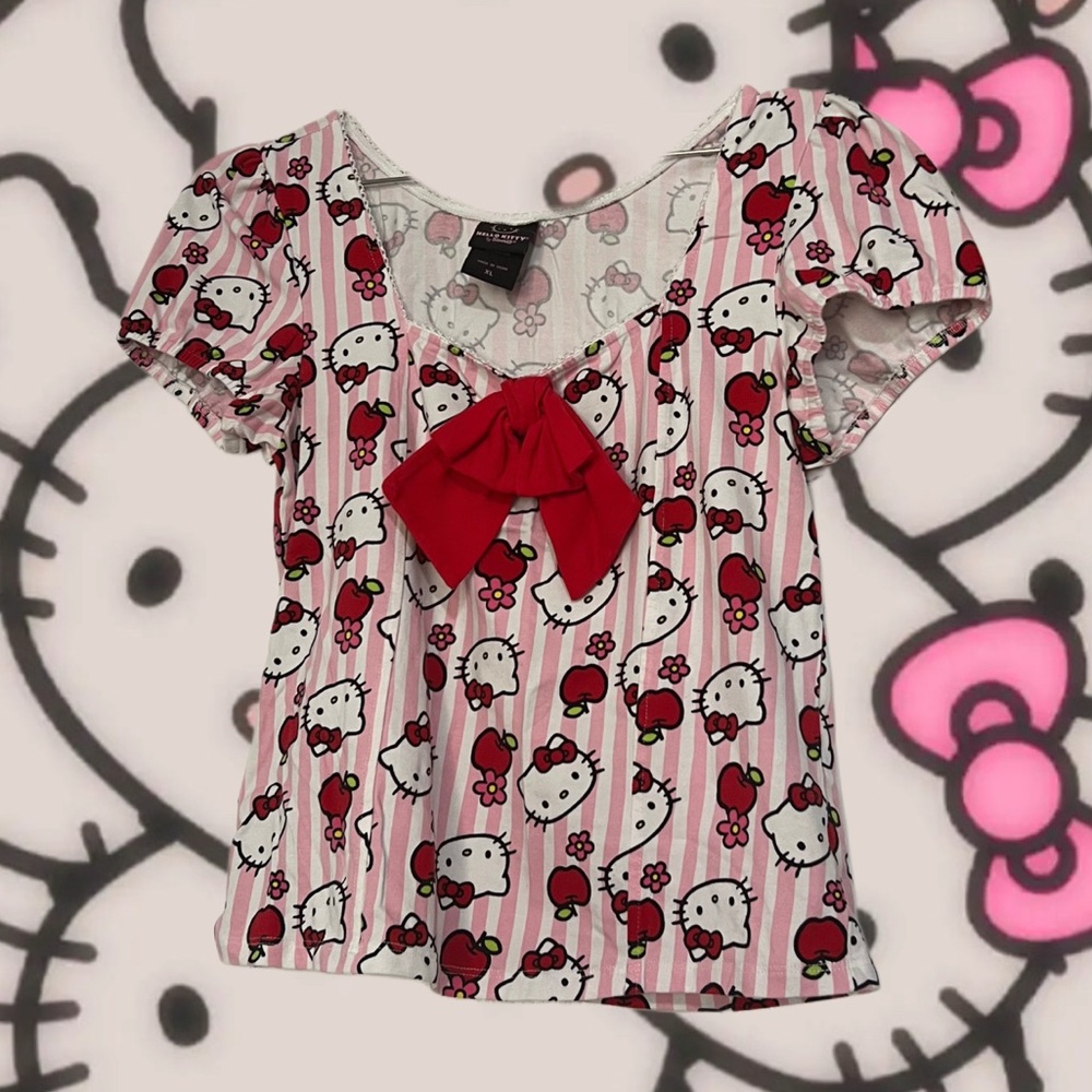 🎀Sanrio Hello Kitty🎀 Apple Flower Bow Cotton Puffy Sleeve Top- XL- CUTE